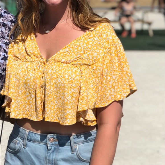 Forever 21 Tops - Forever 21 Crop Top